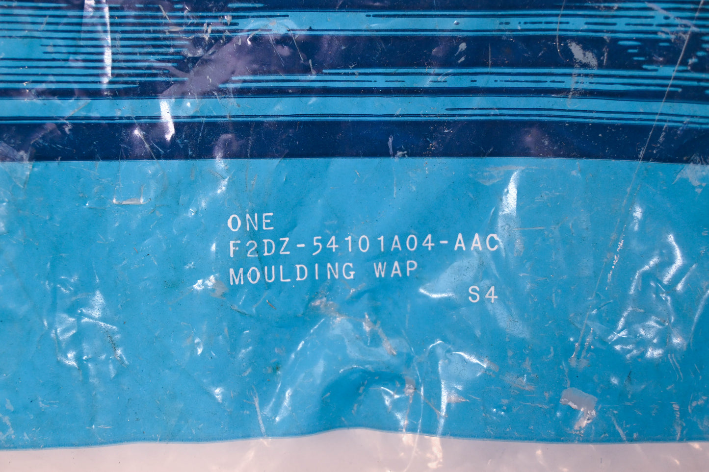 New OEM Ford F2DZ-54101A04-AAC Outer Moulding Kit NOS