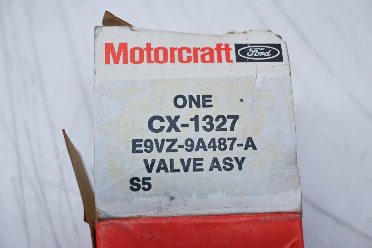 New OEM Motorcraft CX-1327, E9VZ-9A487-A Valve Assembly NOS