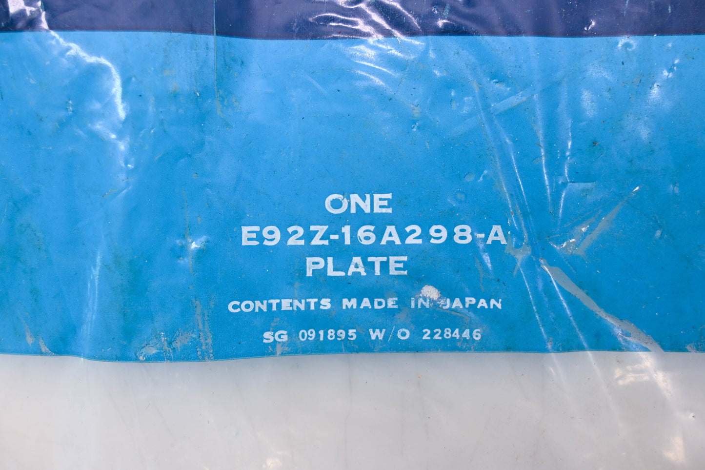 New OEM Ford E92Z-16A298-A Right Side Front Fender Apron Plate NOS