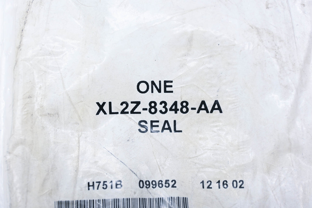 New OEM Ford XL2Z-8348-AA Seal NOS