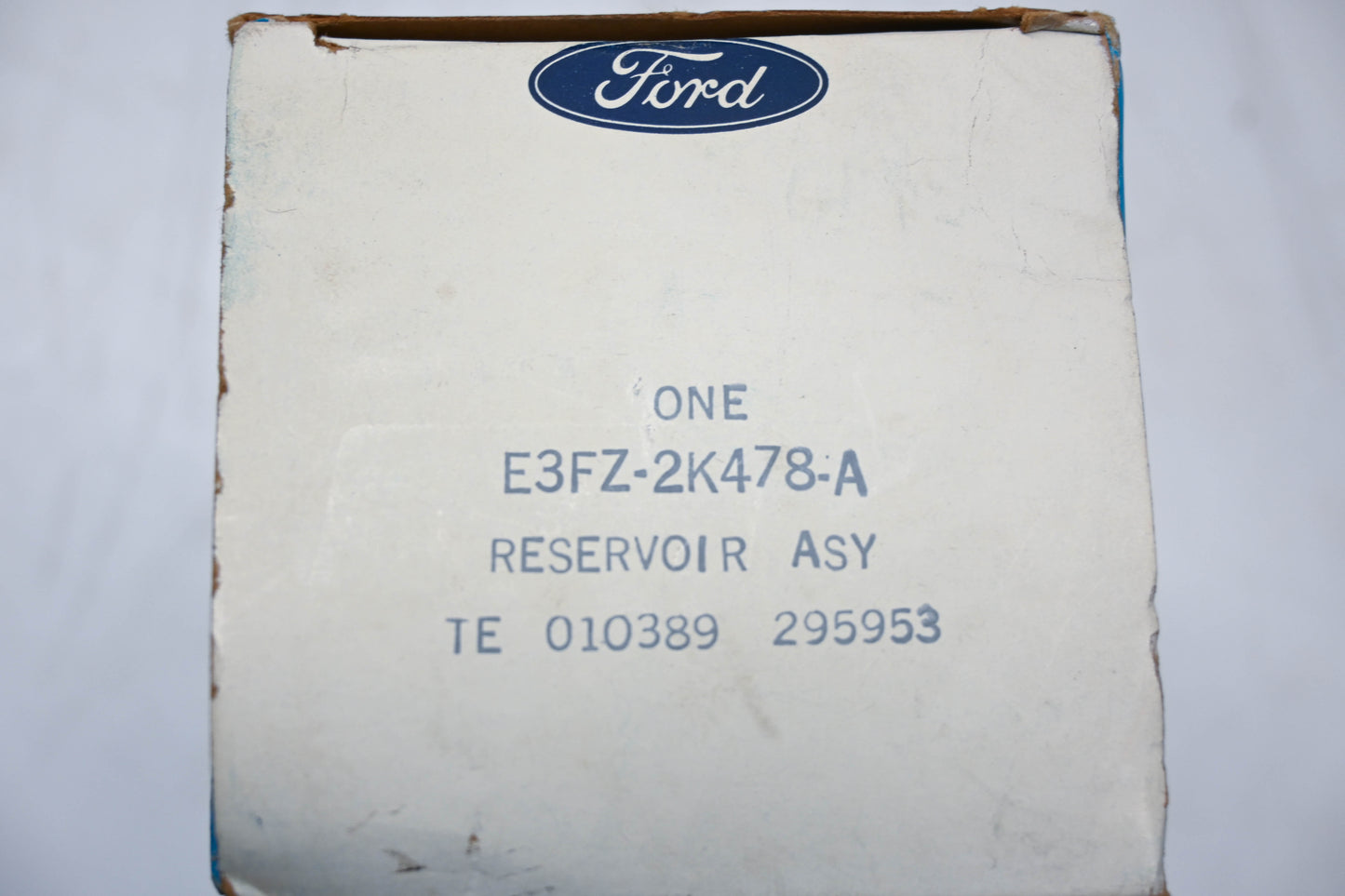 New OEM Ford E3FZ-2K478-A Master Cylinder Reservoir Assembly NOS
