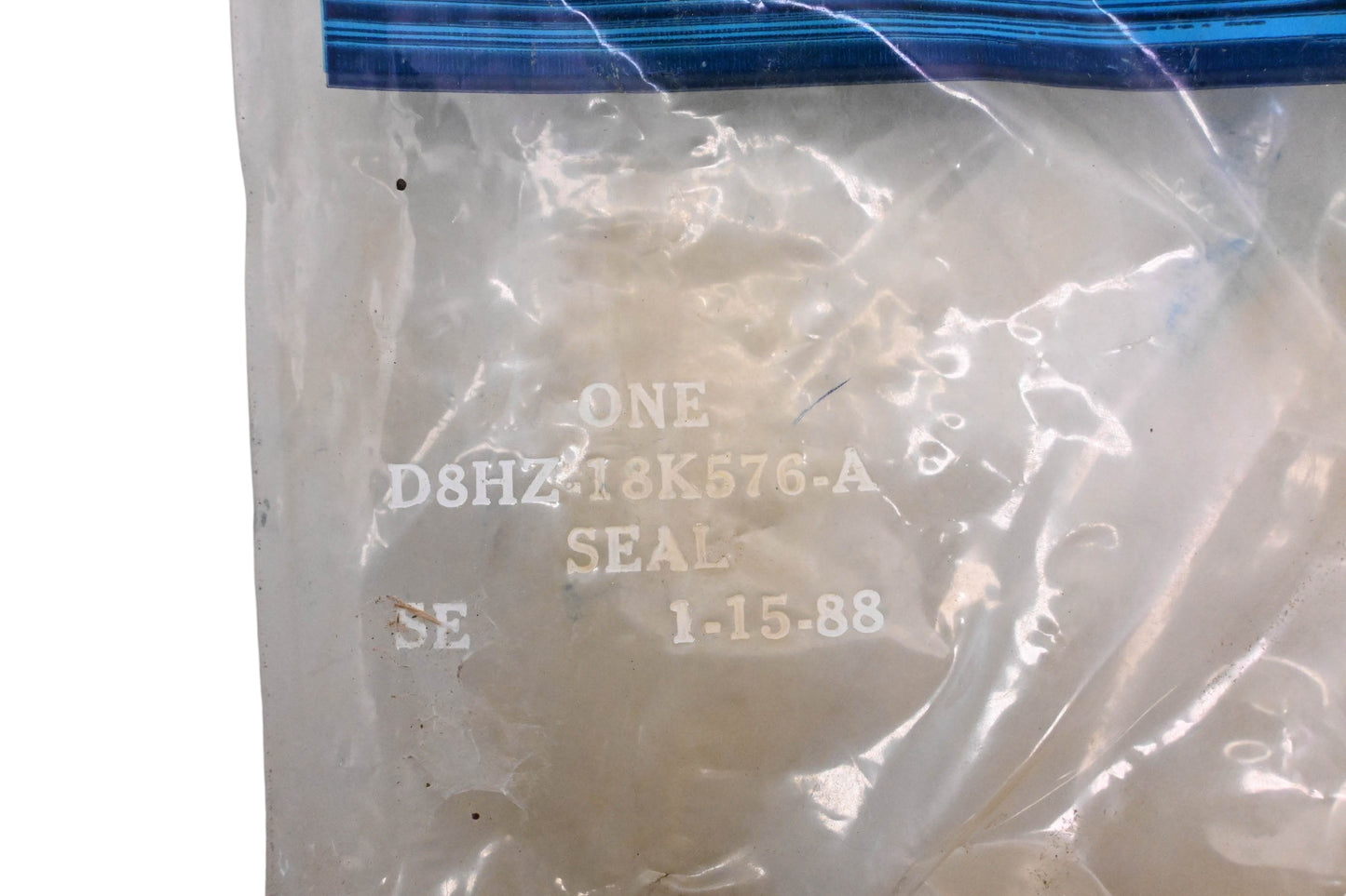 New OEM Ford D8HZ-18K576-A Heater Air Damper Seal NOS