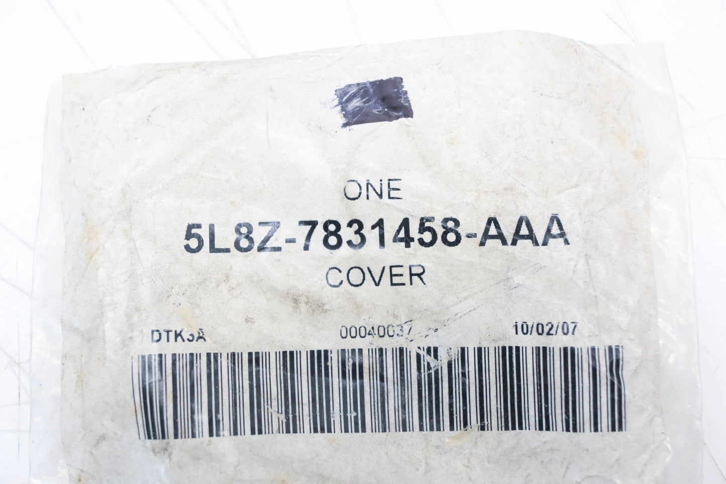 New OEM Ford 5L8Z-7831458-AAA Interior Grip Handle Cover NOS