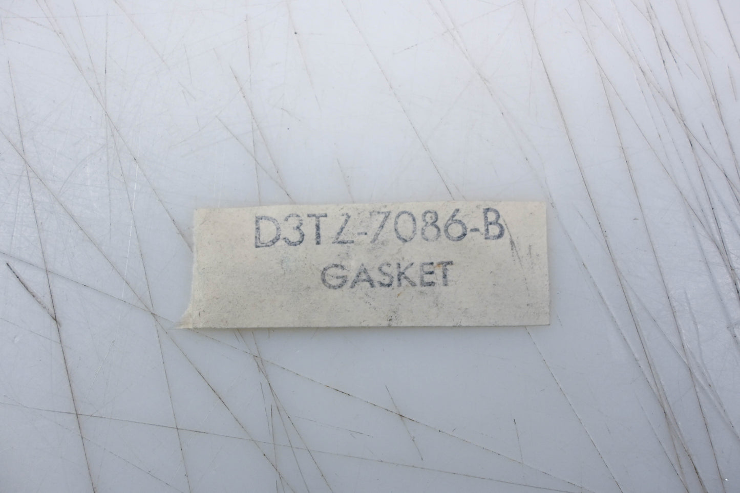 New OEM Ford D3TZ-7086-B Extension/ Transfer Case Gasket NOS