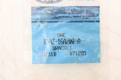 New OEM Ford D9AZ-16A200-A Fender Cowl Bracket Brace NOS