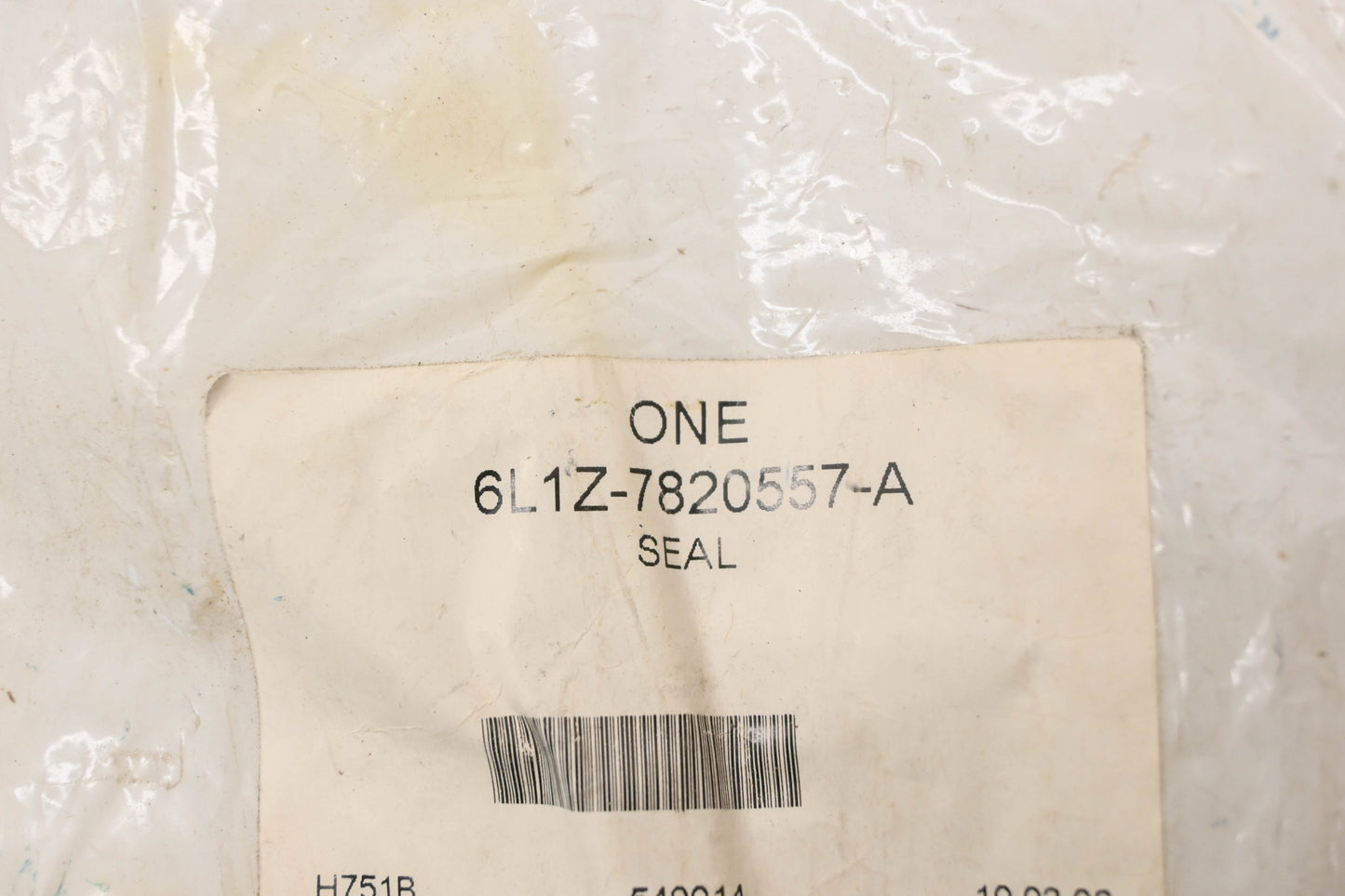 New OEM Ford 6L1Z-7820557-A Upper Seal Assembly NOS