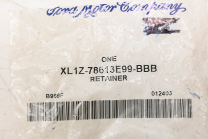 New OEM Ford XL1Z-78613E99-BBB Retainer NOS
