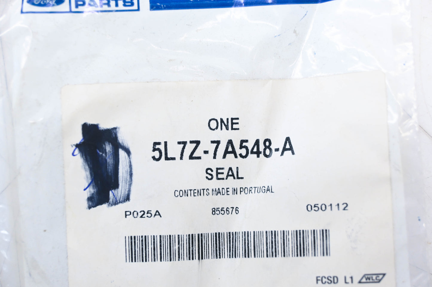 New OEM Ford 5L7Z-7A548-A Seal NOS