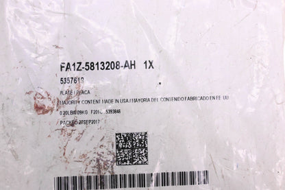 New OEM Ford FA1Z-5813208-AH, 5357619 Scuff Step Plate Cover NOS