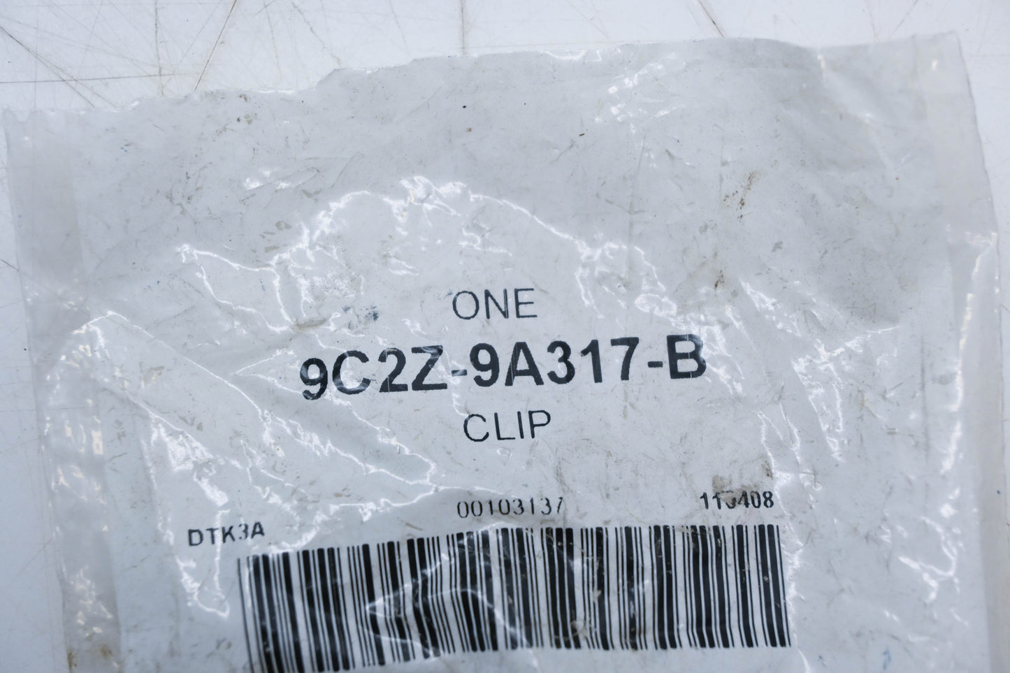 New OEM Ford 9C2Z-9A317-B Fuel Line Clip NOS