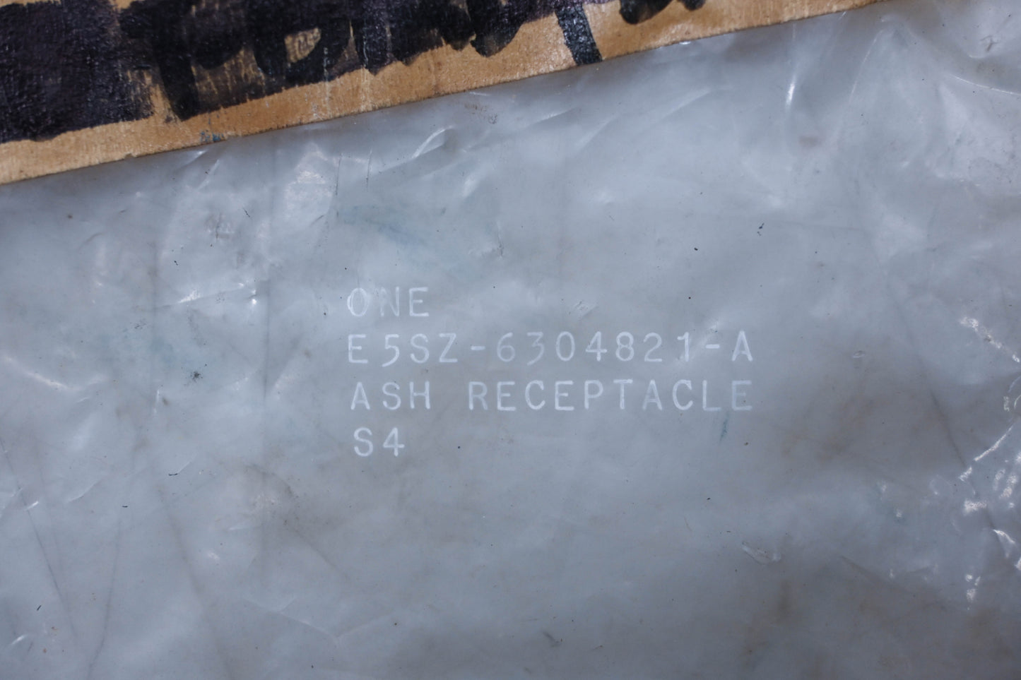 New OEM Ford E5SZ-6304821-A Ashtray Assembly NOS