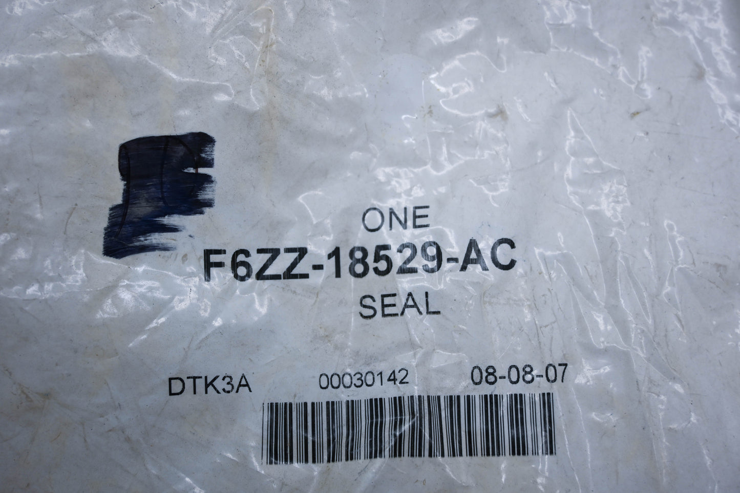 New OEM Ford F6ZZ-18529-AC HVAC Case Seal NOS