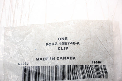 New OEM Ford F09Z-19E746-A Clip NOS