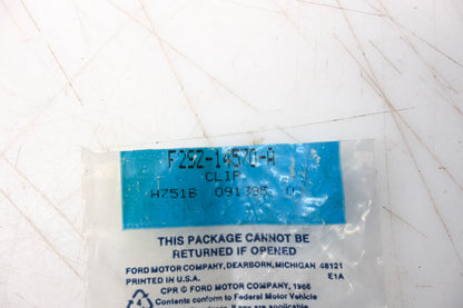 New OEM Ford F2SZ-14570-A Window Regulator Housing Clip NOS