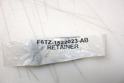 New OEM Ford F6TZ-1522023-AB Retainer NOS