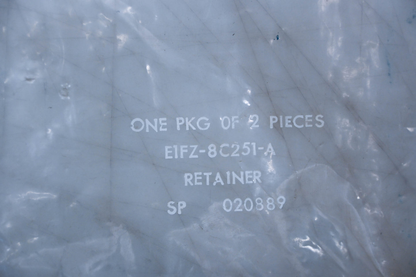 New OEM Ford E1FZ-8C251-A Radiator Retainers Qty 2 NOS