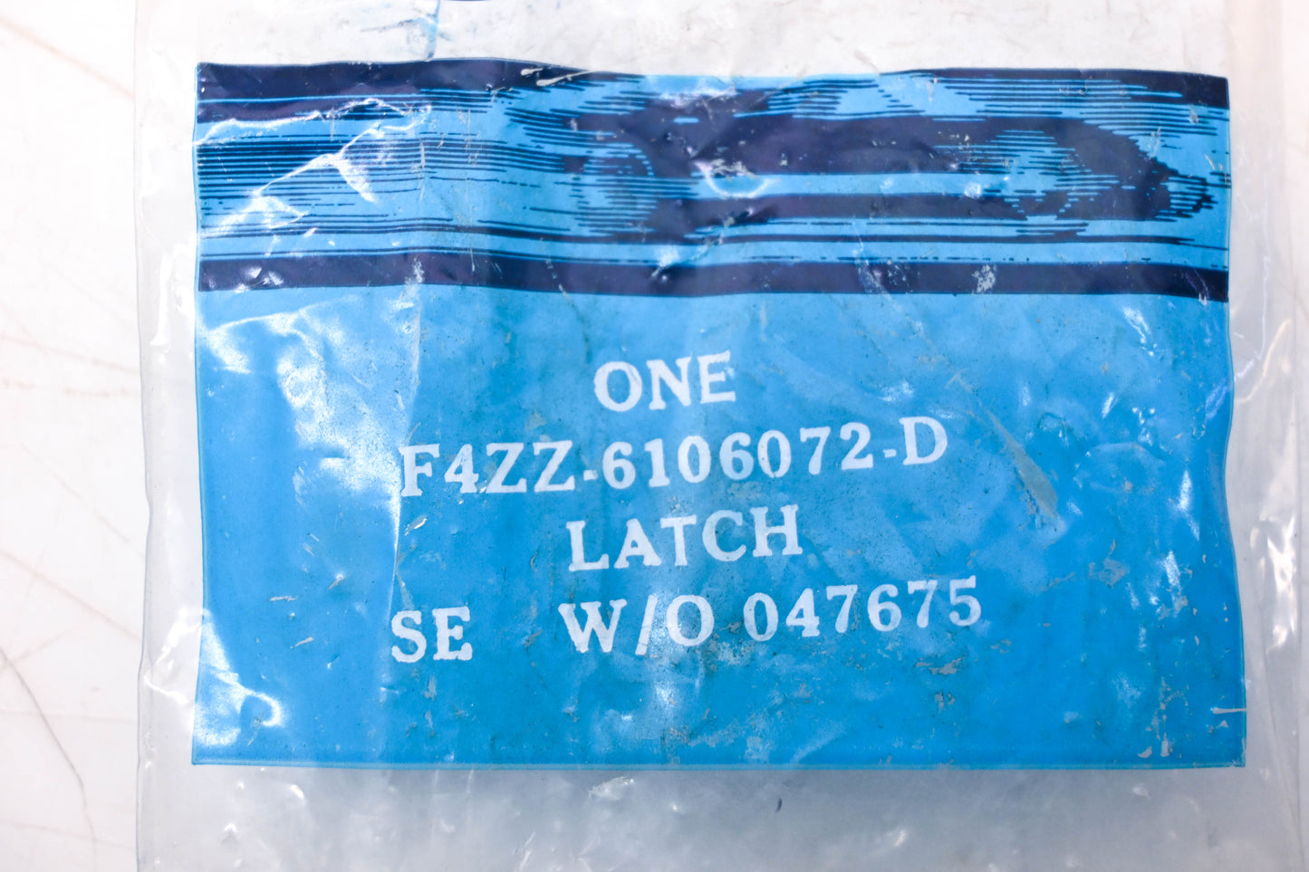 New OEM Ford F4ZZ-6106072-D Glove Box Door Latch Assembly NOS