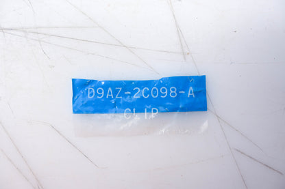 New OEM Ford D9AZ-2C098-A Clip NOS