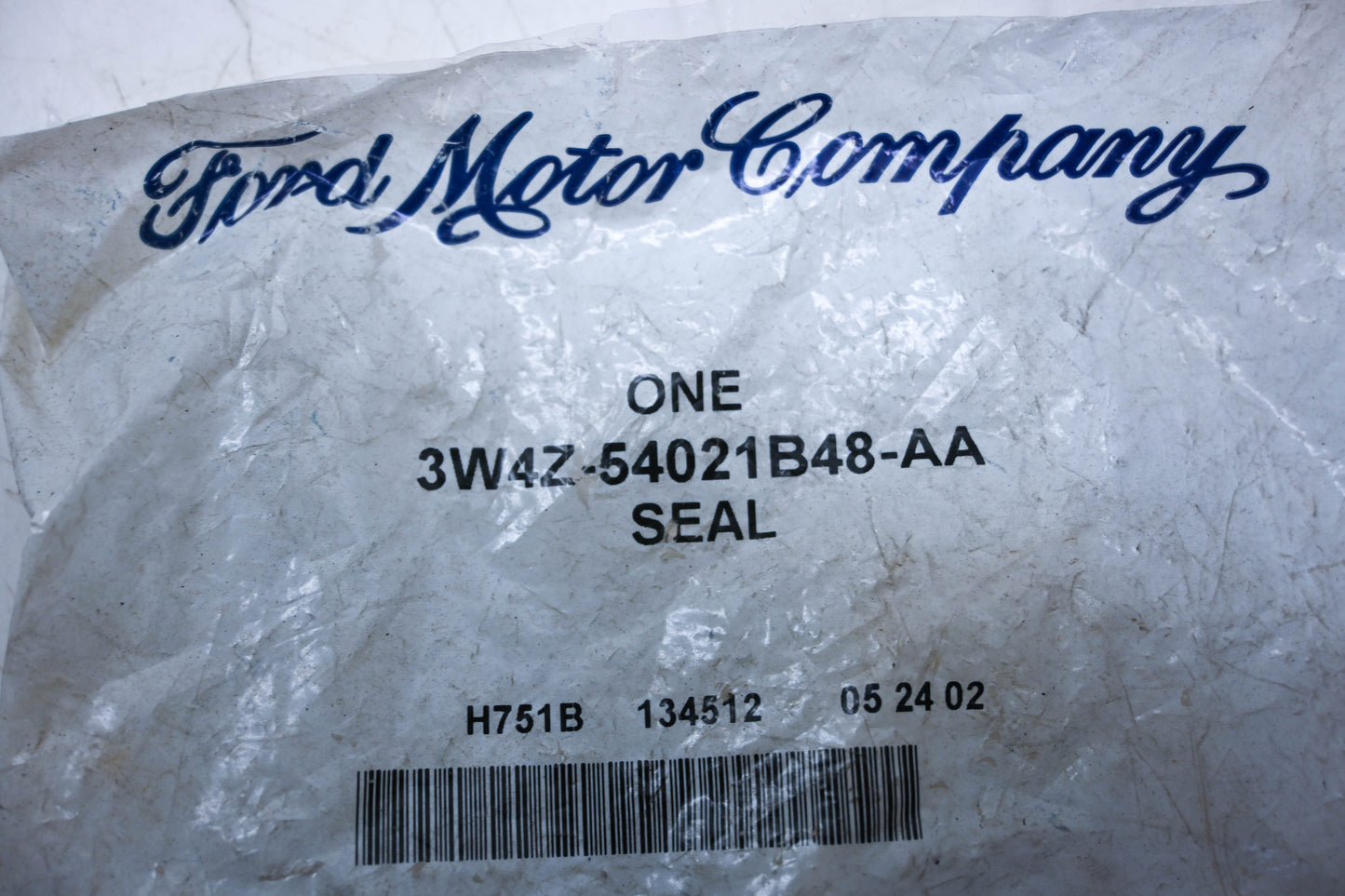 New OEM Ford 3W4Z-54021B48-AA Cowl Vent Drain Seal NOS
