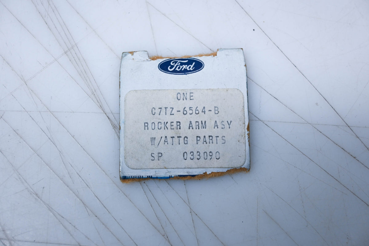 New OEM Ford C7TZ-6564-B Rocker Arm Assembly Kit NOS
