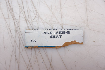 New OEM Ford E9SZ-6A528-B Valve Rocker Arm Fulcrum Seats Qty 2 NOS