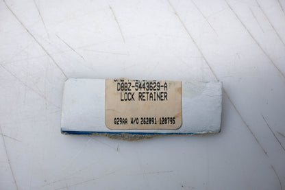 New OEM Ford D8BZ-5443629-A Lock Cylinder Retainer NOS