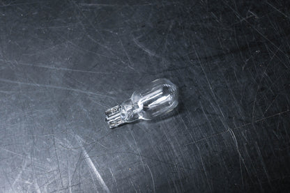 New OEM Ford F67Z-13468-BA Bulb Assembly NOS