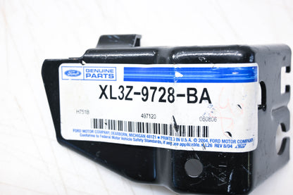 New OEM Ford XL3Z-9728-BA Bracket NOS
