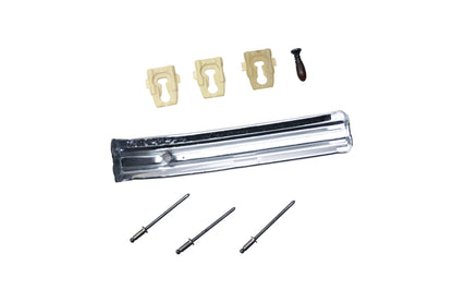 New OEM Ford D7TZ-10423A17-AA Moulding Assembly Kit NOS