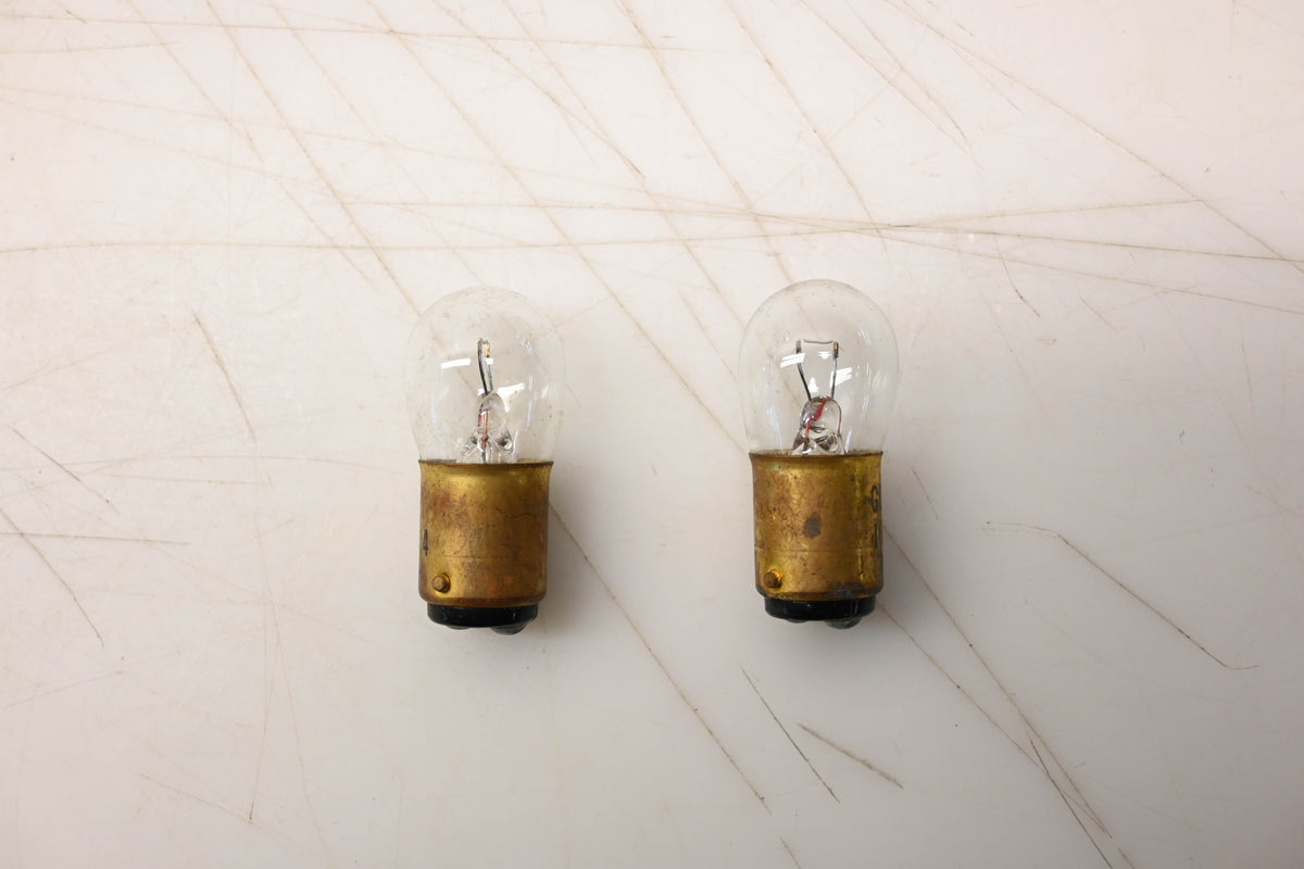 New OEM Ford C3SZ-13466-A Bulb Assemblies Qty 2 NOS
