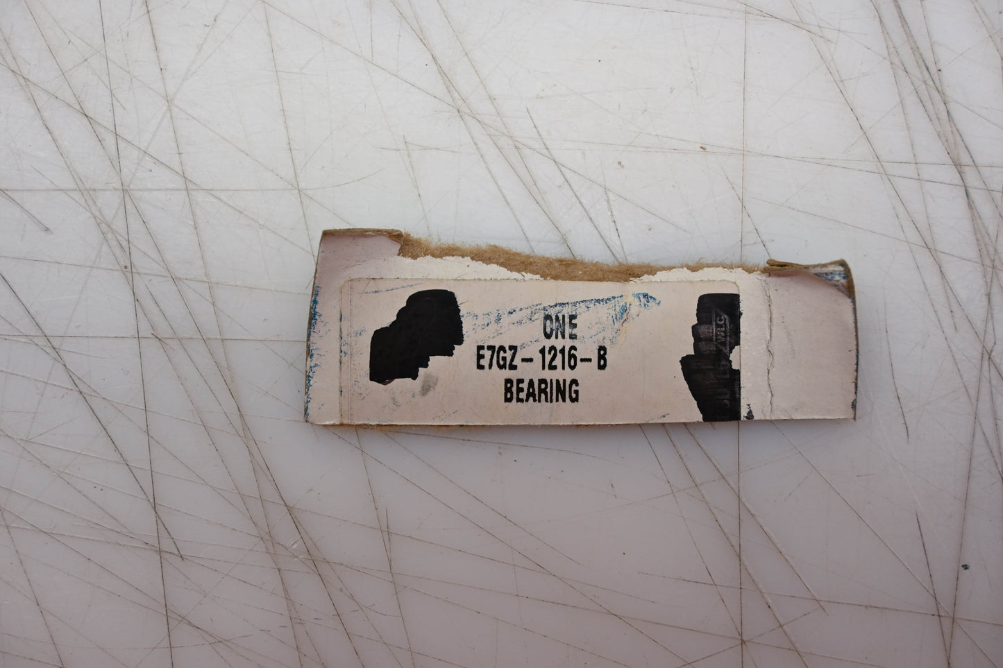 New OEM Ford E7GZ-1216-B Front Wheel Bearing Assembly Kit NOS