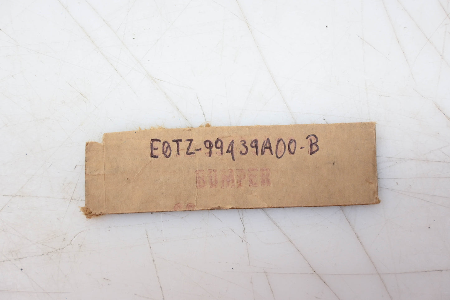 New OEM Ford E0TZ-99439A00-B Tailgate Bumper NOS