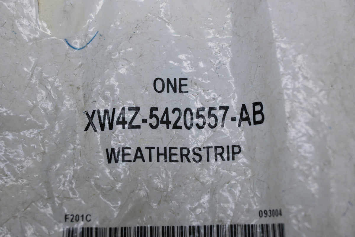 New OEM Ford XW4Z-5420557-AB Weatherstrip Assembly NOS