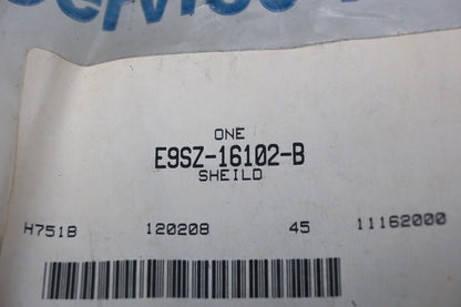 New OEM Ford E9SZ-16102-B Splash Guard/ Shield NOS