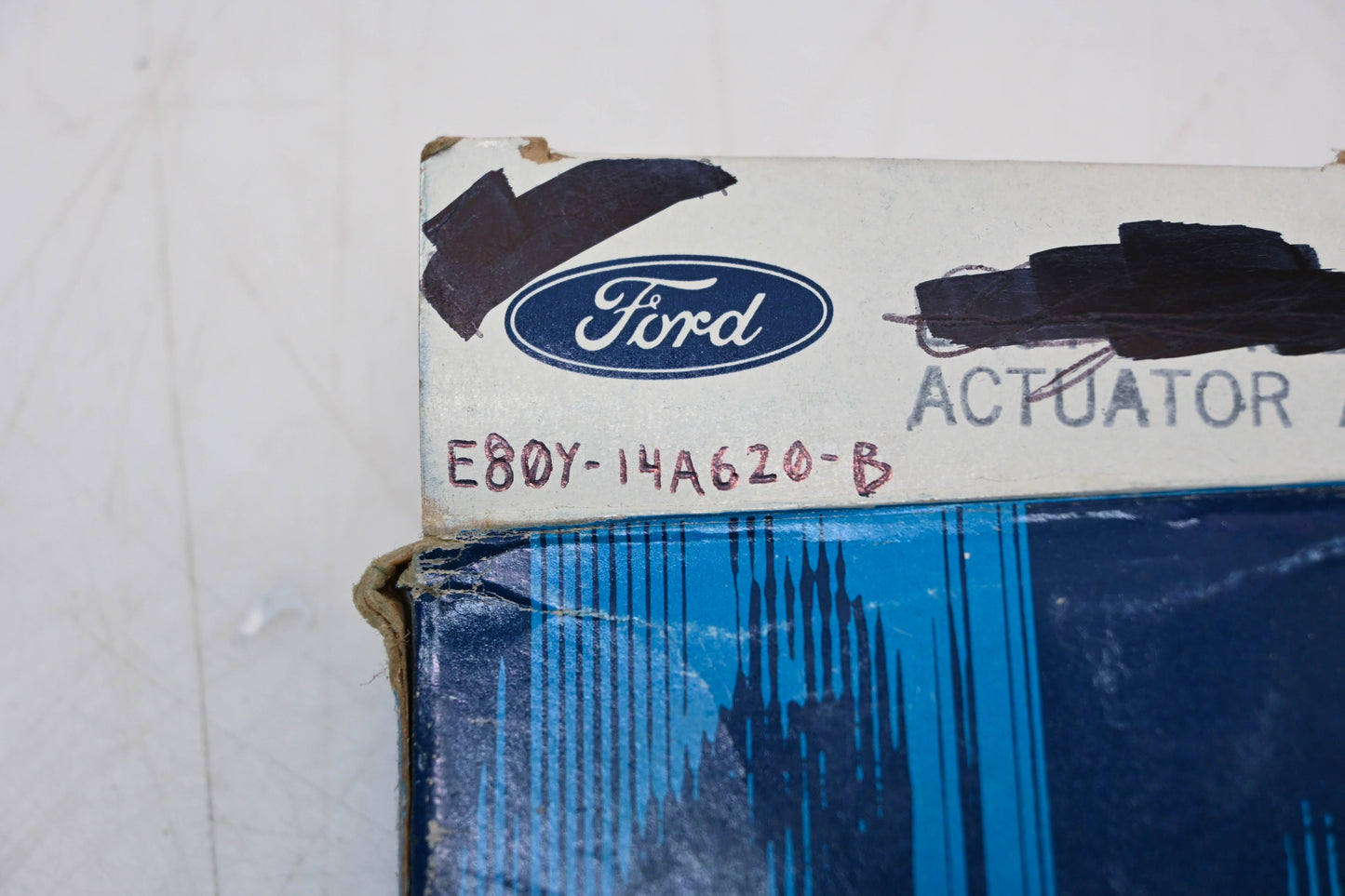New OEM Ford E80Y-14A620-B Actuator Assembly NOS