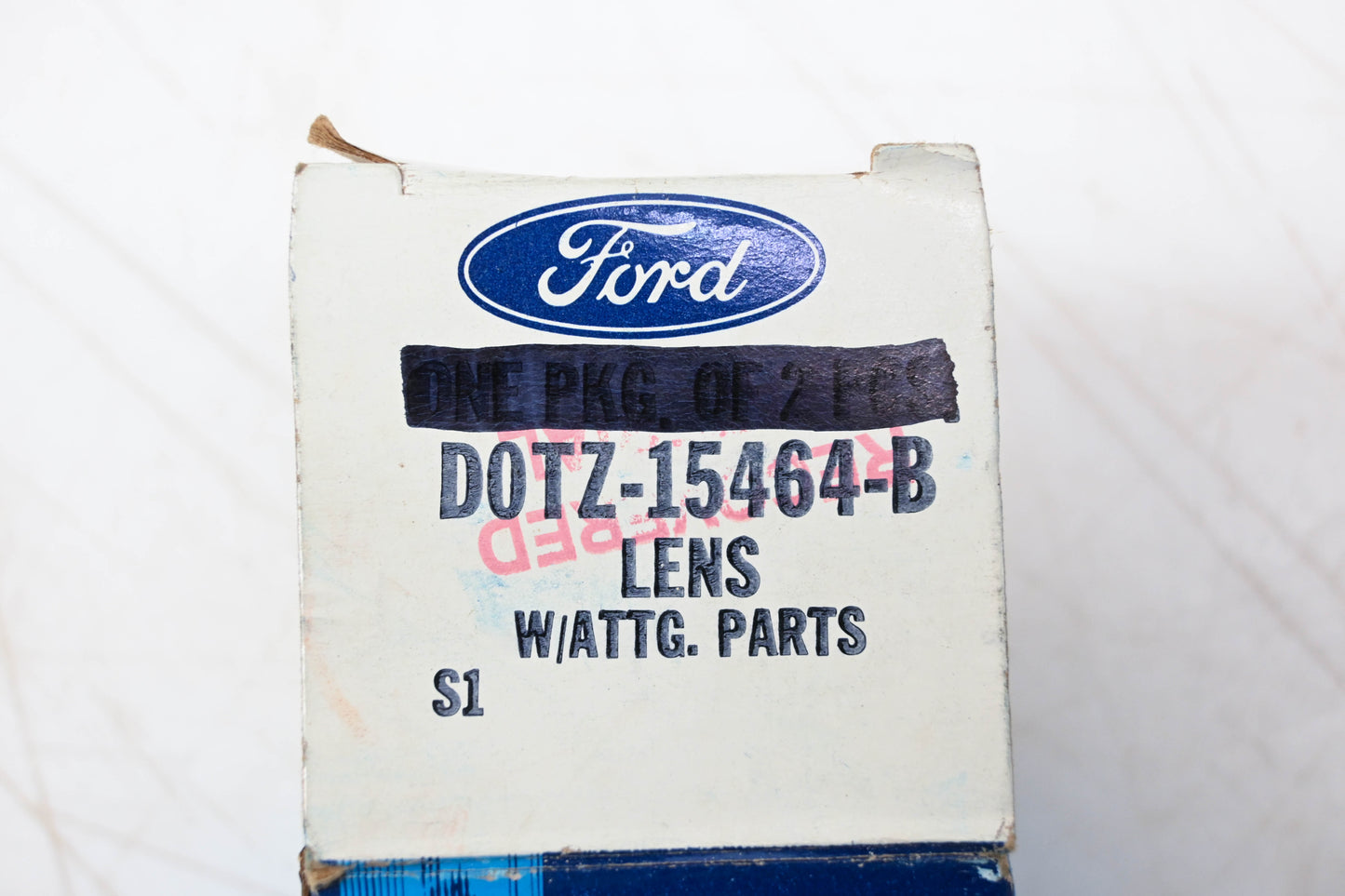 New OEM Ford DOTZ-15464-B Marker Lamp Lens NOS
