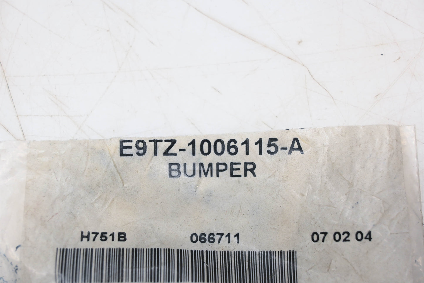 New OEM Ford E9TZ-1006115-A Glove Box Door Bumper Qty 2 NOS