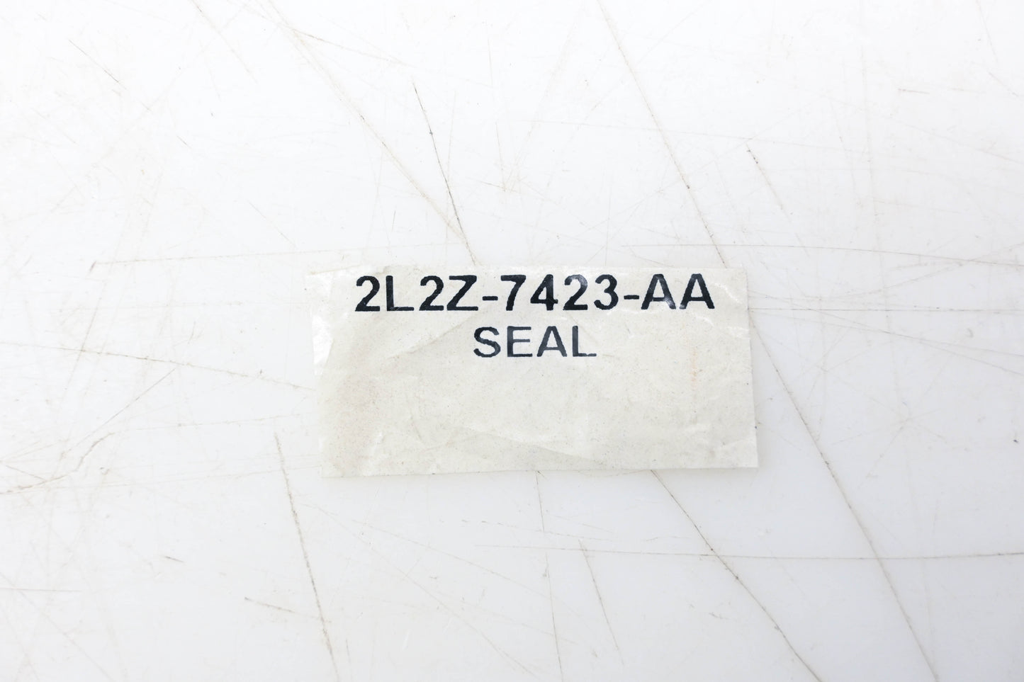 New OEM Ford 2L2Z-7423-AA Seal NOS