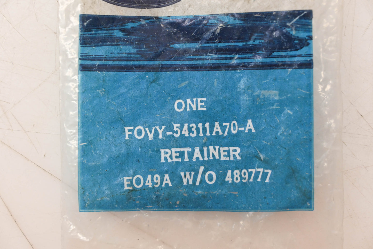 New OEM Ford FOVY-54311A70-A Retainer NOS