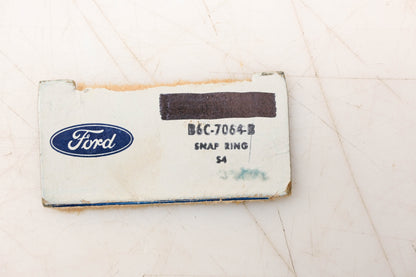 New OEM Ford B6C-7064-B Snap Ring NOS