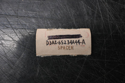 New OEM Ford D3AZ-65234A44-A Spacer NOS
