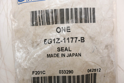 New OEM Ford 5G1Z-1177-B Output Shaft Seal NOS