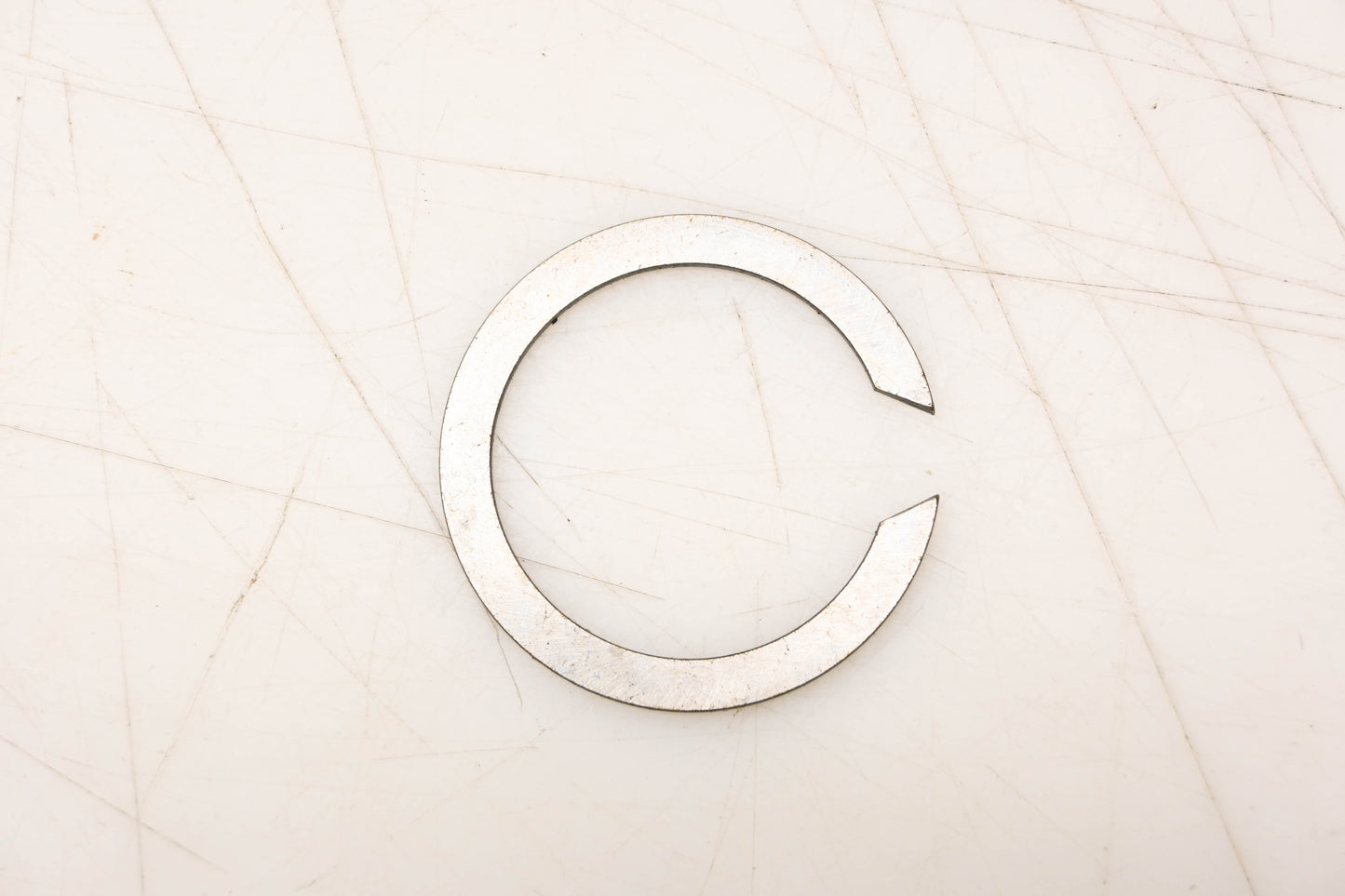 New OEM Ford D8UZ-7064-A, D8UZ7064A Snap Ring NOS