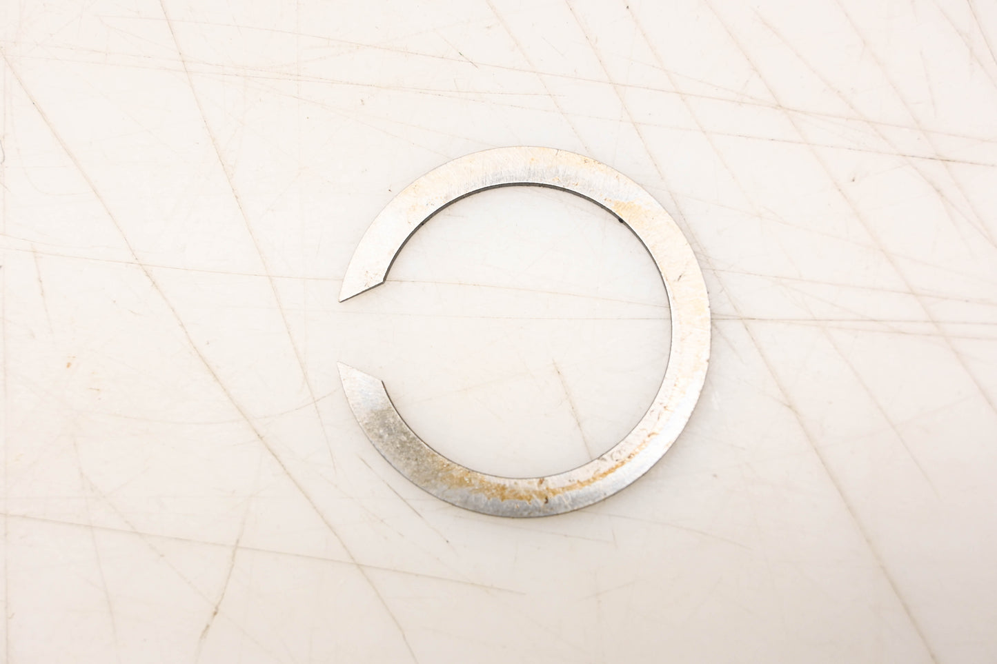 New OEM Ford D8UZ-7064-A, D8UZ7064A Snap Ring NOS