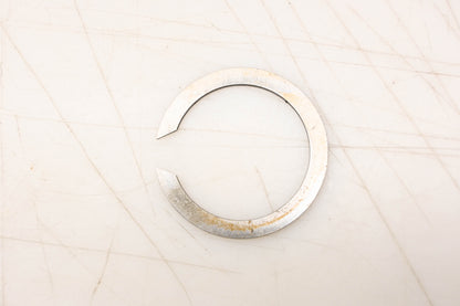 New OEM Ford D8UZ-7064-A, D8UZ7064A Snap Ring NOS