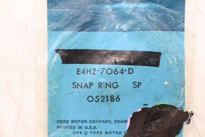 New OEM Ford E4HZ-7064-D Snap Ring NOS