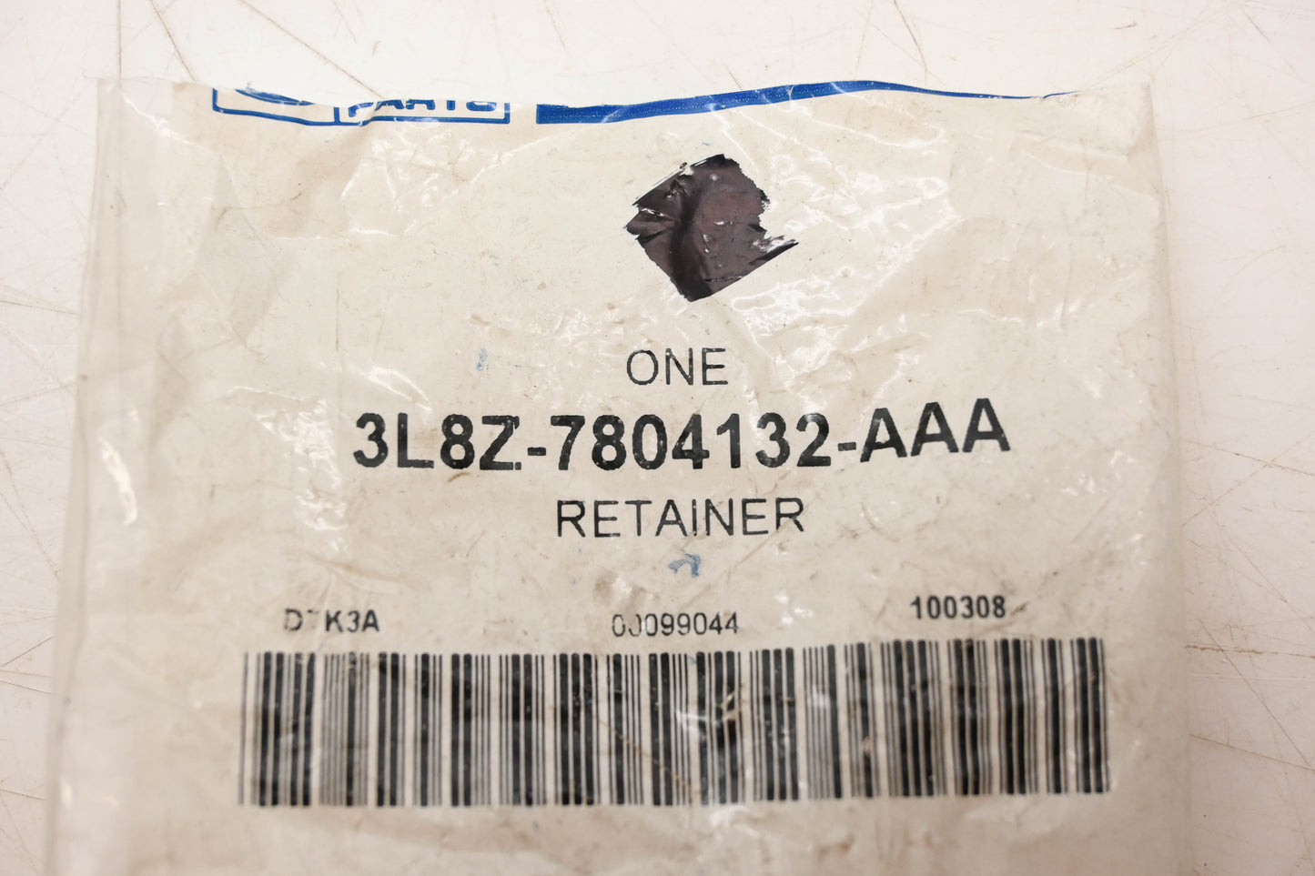 New OEM Ford 3L8Z-7804132-AAA Retainer NOS