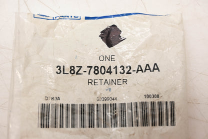 New OEM Ford 3L8Z-7804132-AAA Retainer NOS