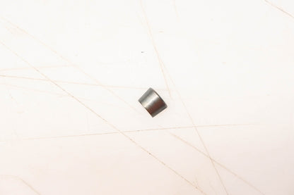 New OEM Ford 3C3Z-6518-AA Engine Valve Spring Retainer/ Key NOS