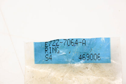 New OEM Ford E7ZZ-7064-A Snap Ring NOS